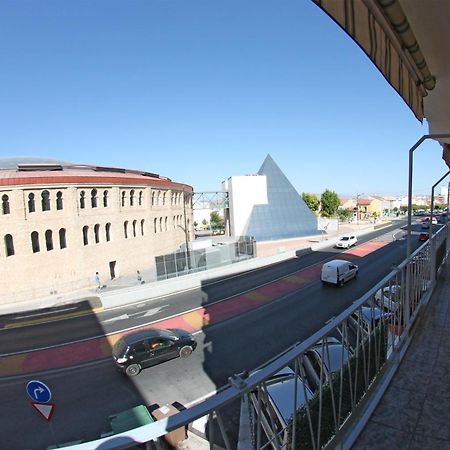 Apartamento El Mirlo Blanco Villena Eksteriør billede